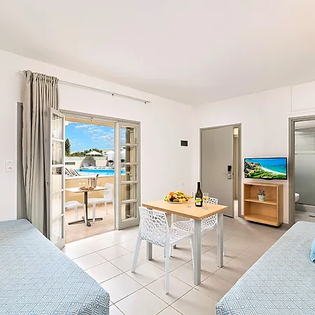 Garden Heated Pool 3* Elounda