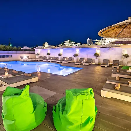 Garden Heated Pool
